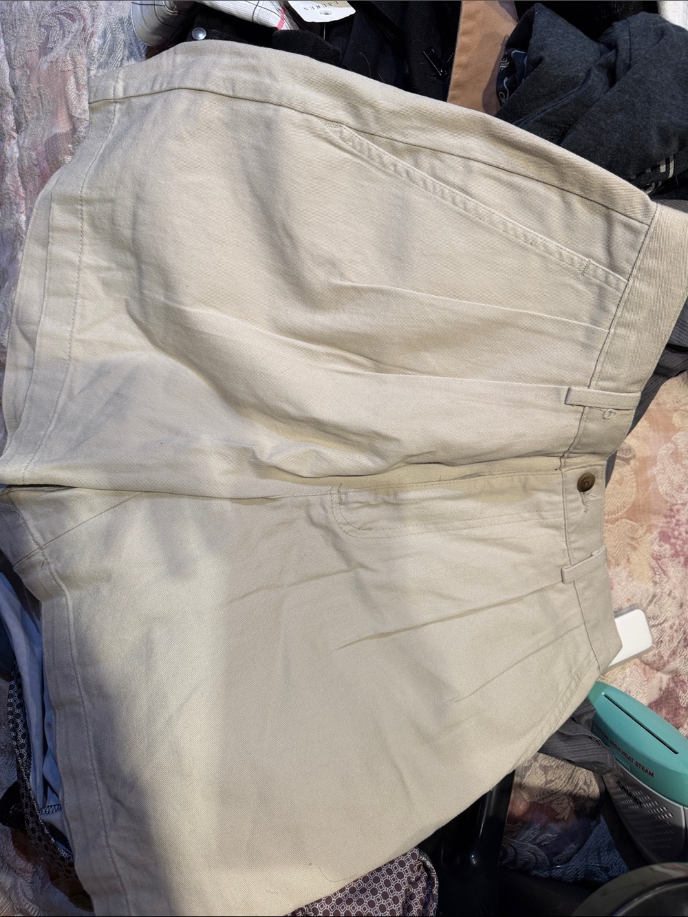 Vintage Dockers Cream Cotton Women’s Bermudas